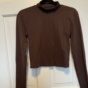 Babaton Aritzia Larry Turtleneck Long Sleeve Shirt Top Brown Size M Medium